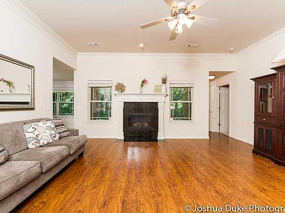 3rd image of 3609 W Clearwood Dr