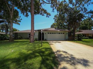 2230 Pine View Cir, Sarasota, FL 34231
