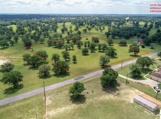 0 Flash Cir, Luling, TX 78648