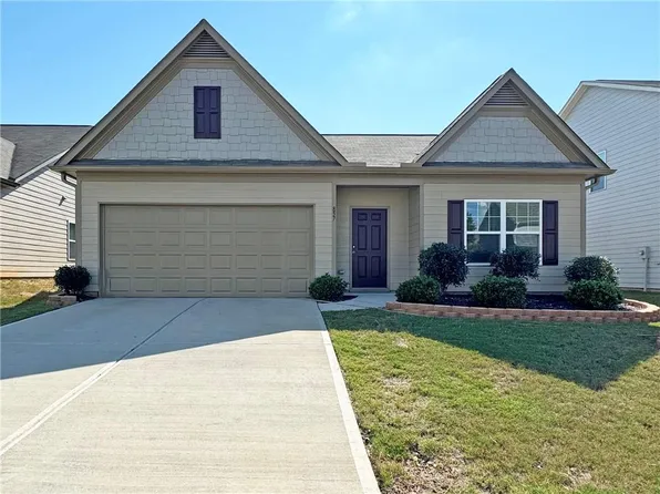 857 Independence Ave, Pendergrass, GA 30567