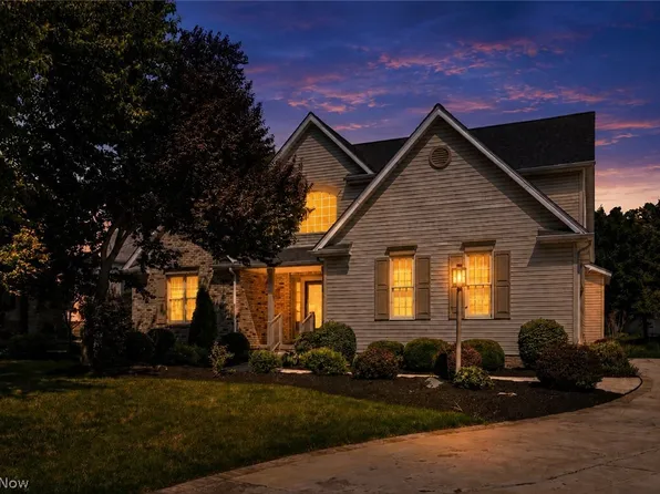 3472 Deer Trace Ave NW, Canton, OH 44708