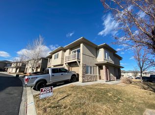 4884 Aspen Springs Dr, Riverton, UT 84096