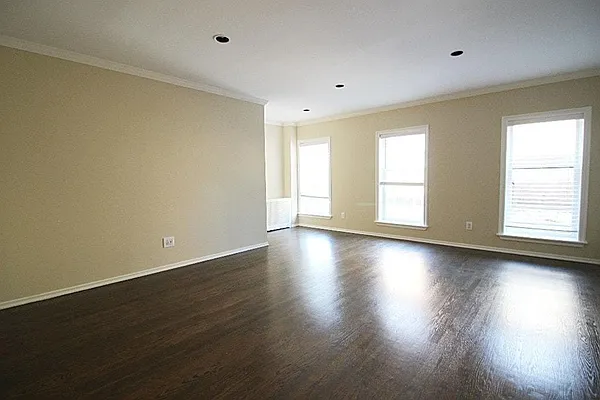 Rented by Bold New York | media 18