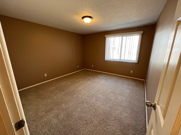 2610 S 70th St #31 — Photo 6