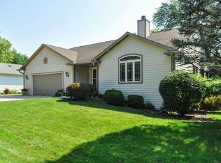 N3050 Canary Rd, Lake Geneva, WI 53147