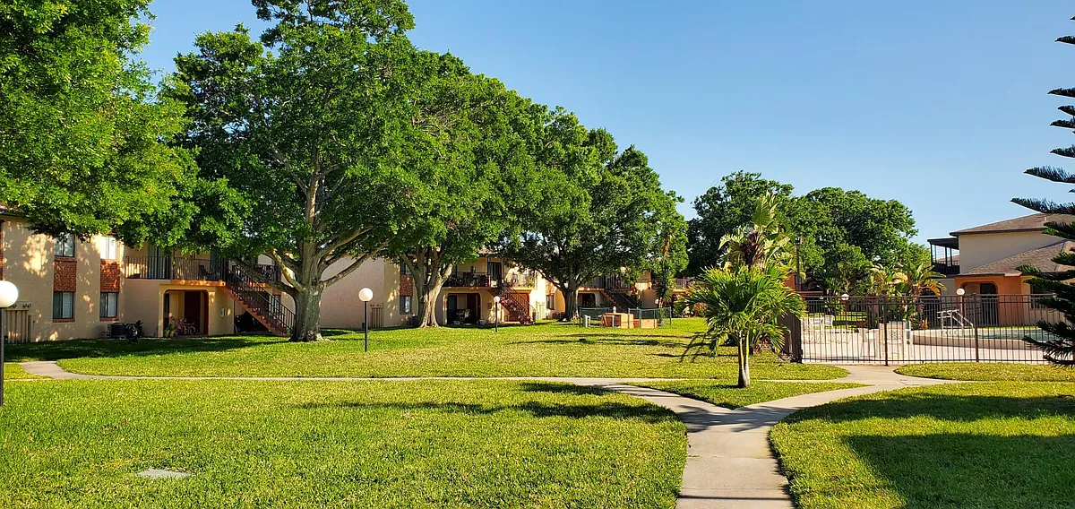 Building Photo - 145 San Juan Cir