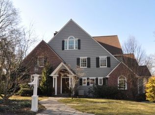 26 Ox Bow Ln, Summit, NJ 07901