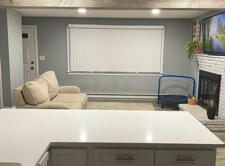 21 Goodwin St, Manchester, CT 06040