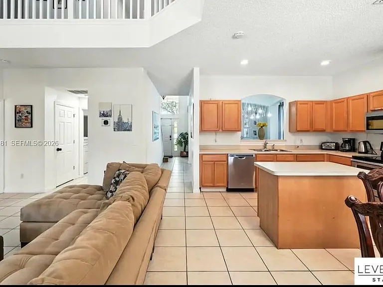 8520 Sunrise Key Dr — Photo 16