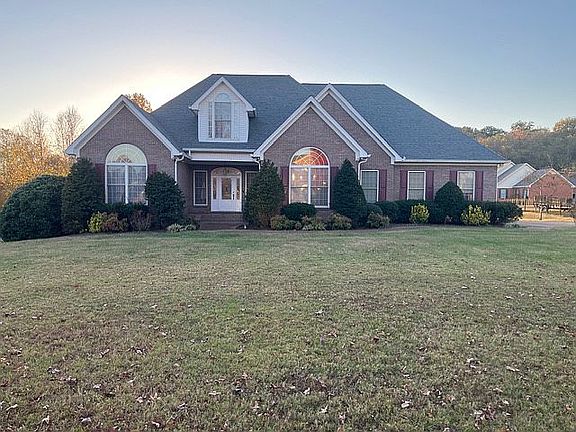 5th image of 2327 Glennridge Rd