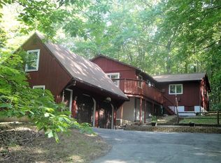 7 Carey Rd, Sturbridge, MA 01566