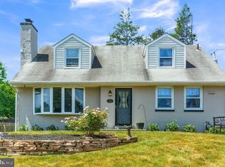 702 Tennis Ave, Newtown Square, PA 19073