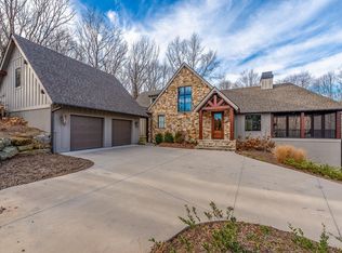 112 Blazing Star Trl, Landrum, SC 29356