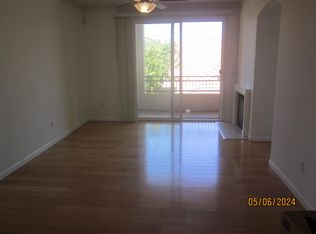 1360 Shady Ln APT 727, Turlock, CA 95382