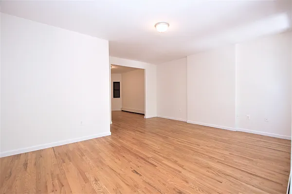 Rented by R New York | media 3