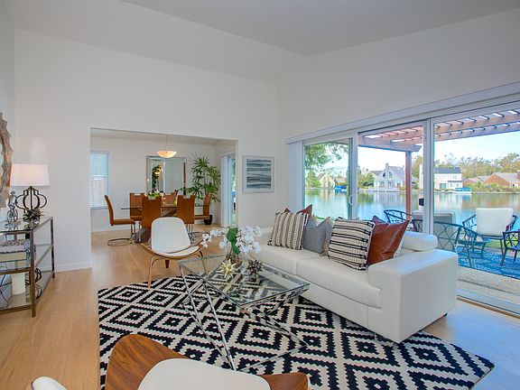 4th image of 603 Santa Catalina Ln