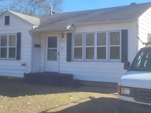 2121 Monta Ave, Muskogee, OK 74403