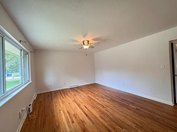 609 Duke Ln, Fort Collins, CO 80525