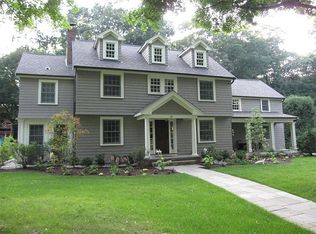 19 Jackson Rd, Wellesley, MA 02481
