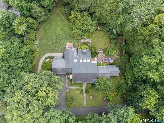 5th image of 21 Hampton Lane