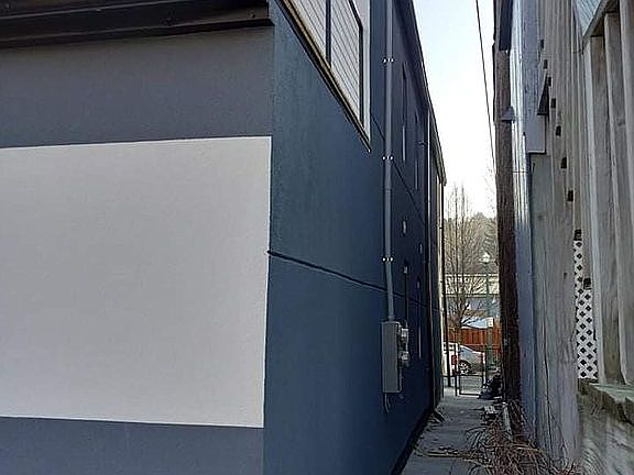 5th image of 479 2nd St