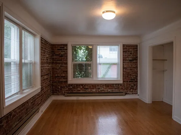 333 Summit Ave E #202, Seattle, WA 98102