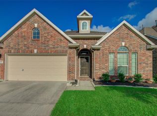 8427 Montego Bay Dr, Baytown, TX 77523