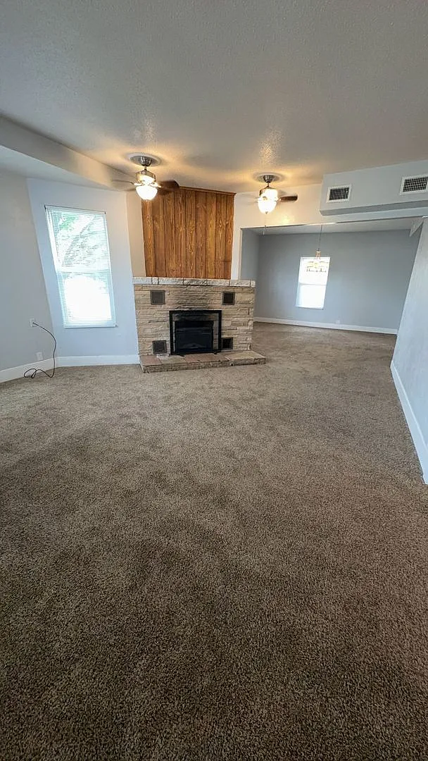 2424 W Oklahoma, Enid, OK 73703 — Photo 4
