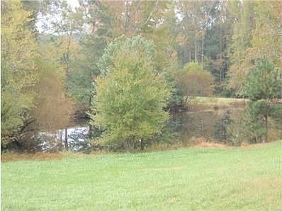 2nd image of 957 Fairway Dr