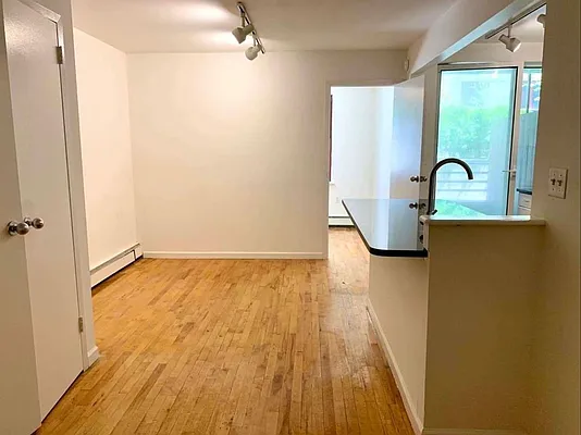 Rented by The Downtown LLC | media 18
