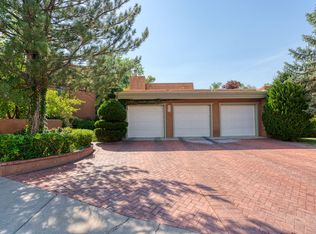 2809 Calle Del Rio NW, Albuquerque, NM 87104