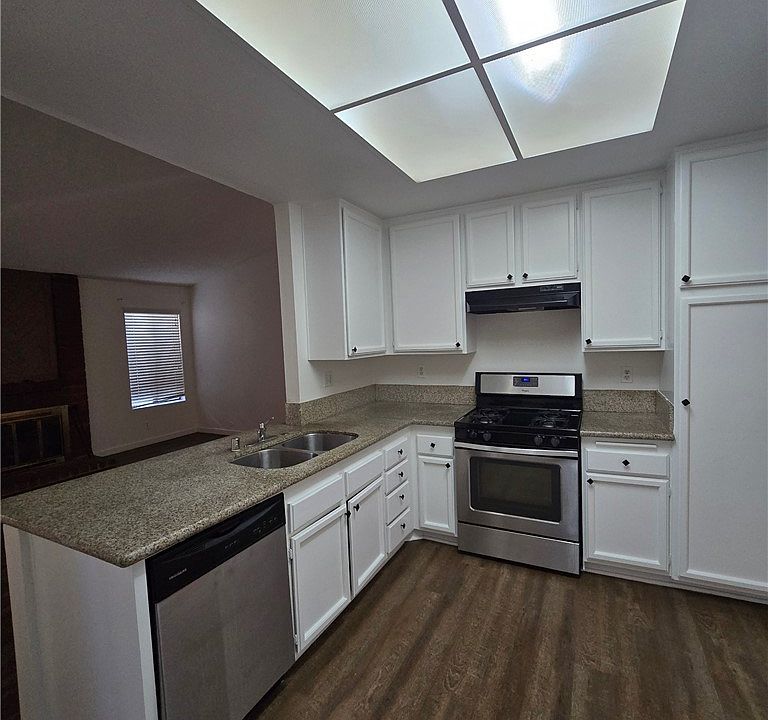 2nd image of 46 Rising Hill Rd
