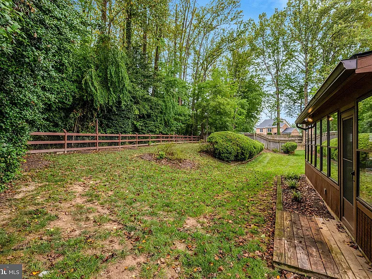 615 Kearney Ct SW — Photo 48