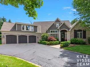 5650 E Watermark Ct, Grand Rapids, MI 49546