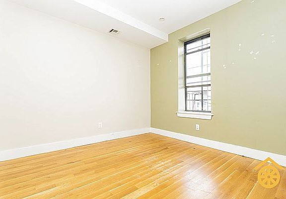 5th image of 273 Kosciuszko St #2D