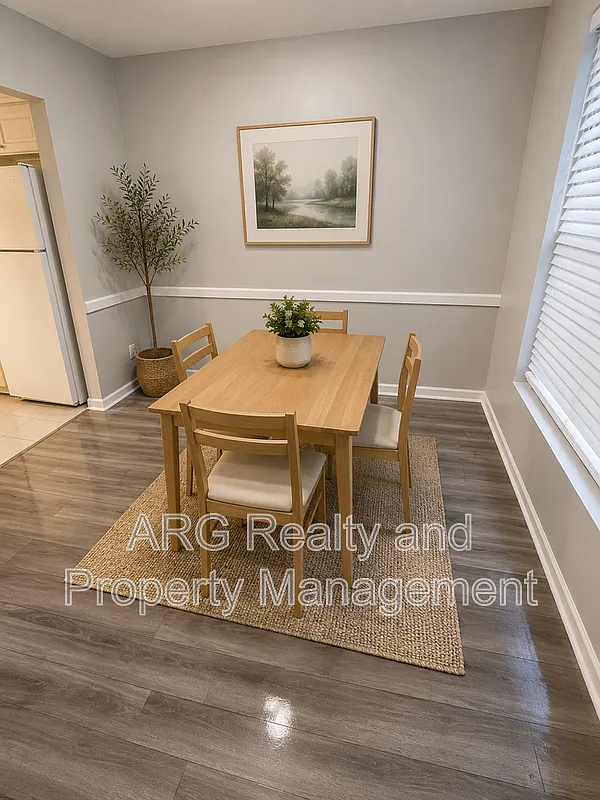 2 bed, 2.5 bath, $1,500 — Photo 4