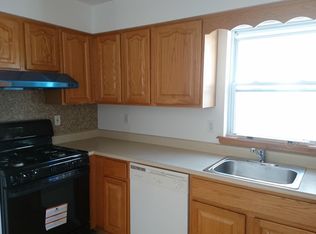 412 N 5th St #2, Harrison, NJ 07029