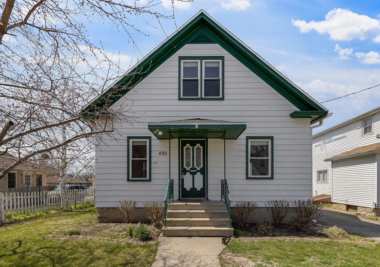 402 S 3rd St, Kirkland, IL 60146 Zillow