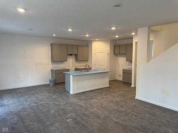 2nd image of 5550 Bluewing Creek Ln