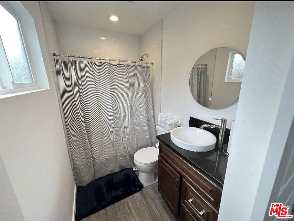 Studio, 1.0 bath, 640 sqft, $2,200 — Photo 4