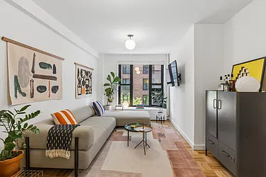 345 Clinton Avenue, #6A
