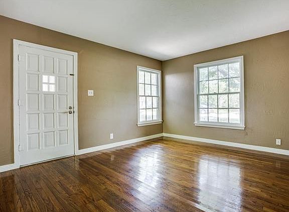 4th image of 805 Cordell St
