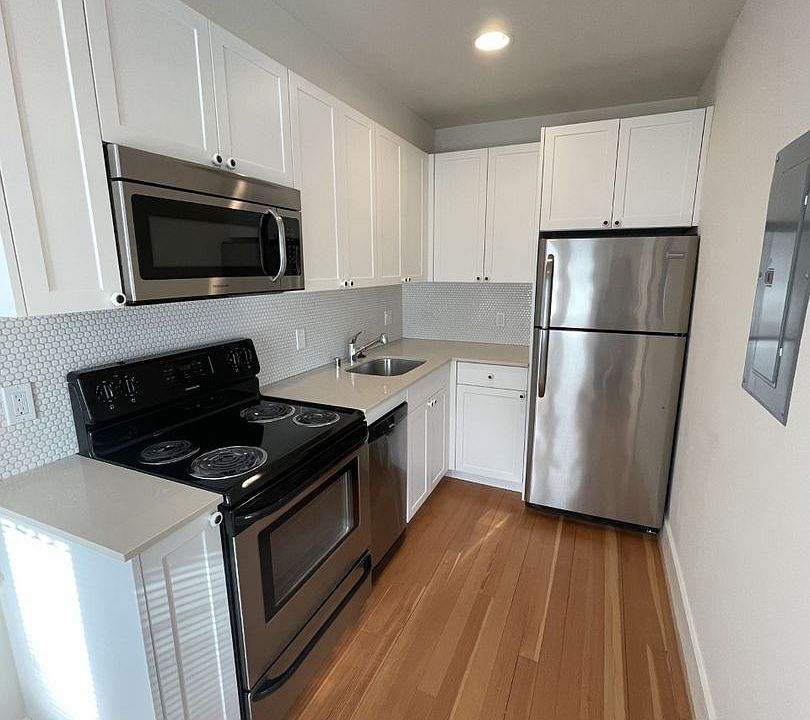 1st image of 607 W Galer St Unit 5