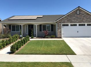 2358 Bell Port Ct, Tulare, CA