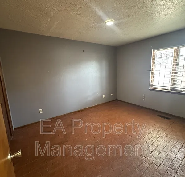 921 Nashville Ave SW #1 — Photo 25