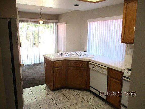 5th image of 624 Sunset Cliff Cir #0