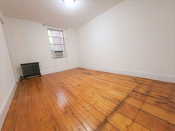 5th image of 38 Douglass St #2F