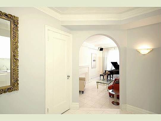 5th image of 25 Central Park W APT 19H