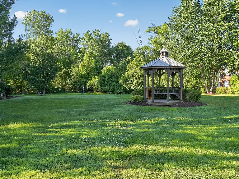 Newberry Parc — Photo 24