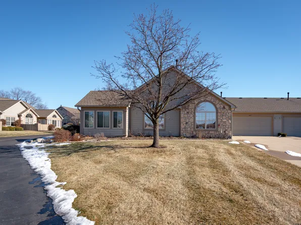 879 Gazebo Way, Greenwood, IN 46142